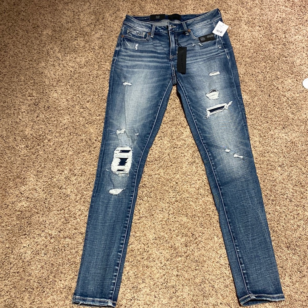 Buckle jeans. They are very comfy never worn and new with tags. Size: 27•32